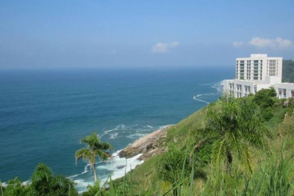 Casa de férias Cond Nobre Enseada 800 Mts Da *