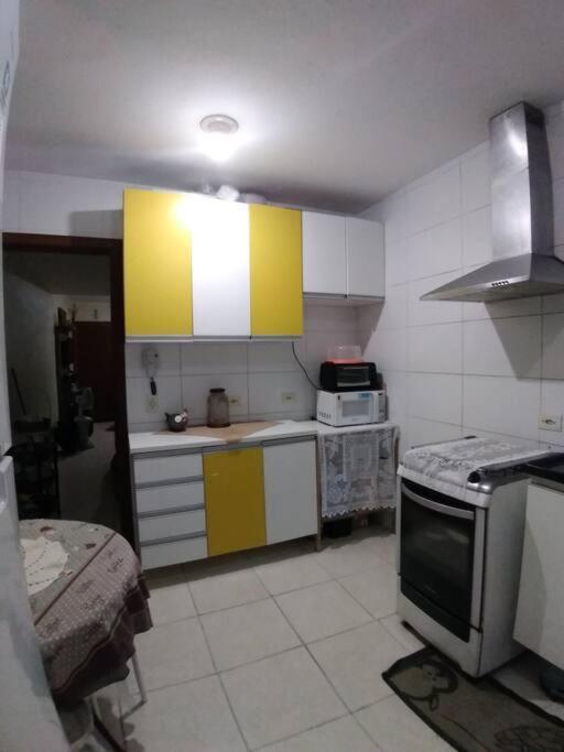 Cond Nobre Enseada 800 Mts Da Casa de férias