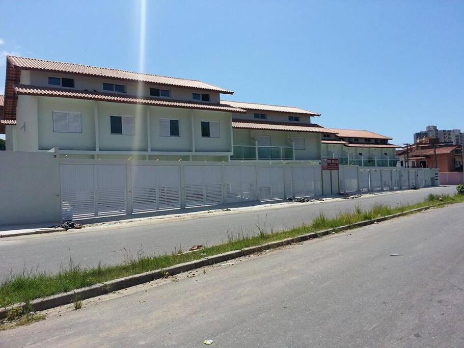 Cond Nobre Enseada 800 Mts Da Casa de férias